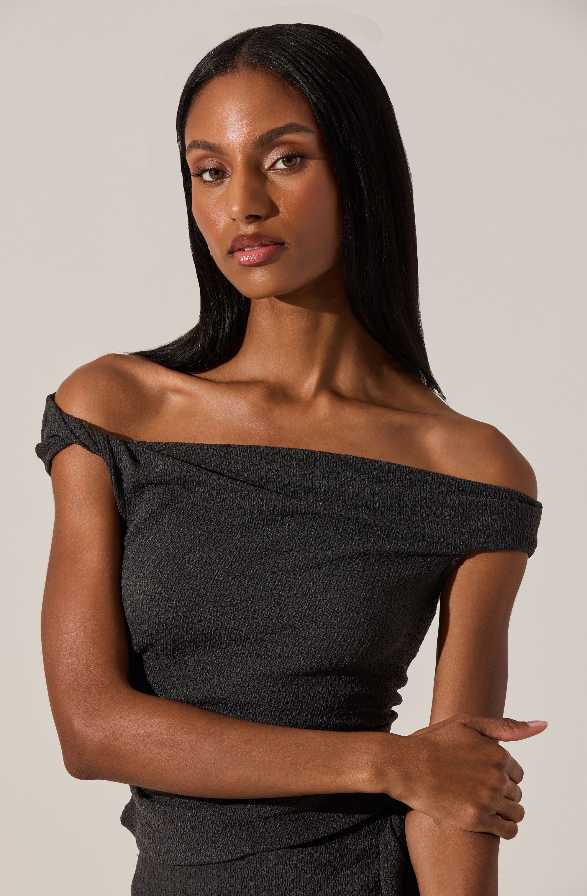 Lindy Off Shoulder Top