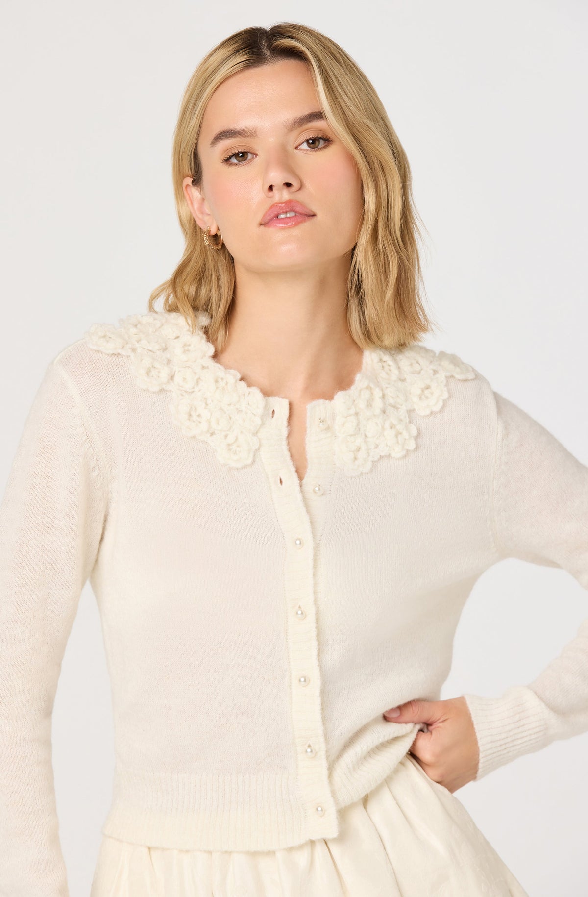Meadow Floral Appliqué Collar Cardigan