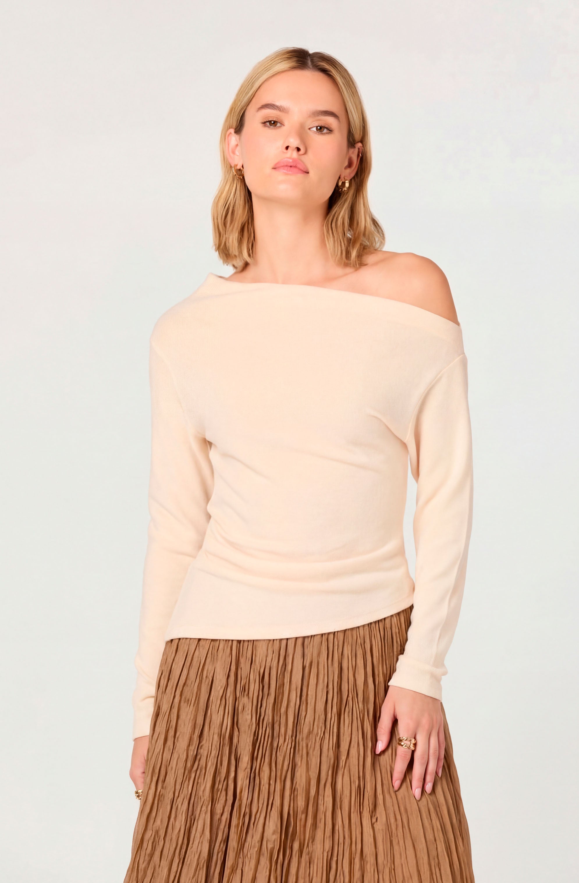 Miah Asymmetric One-Shoulder Knit Top