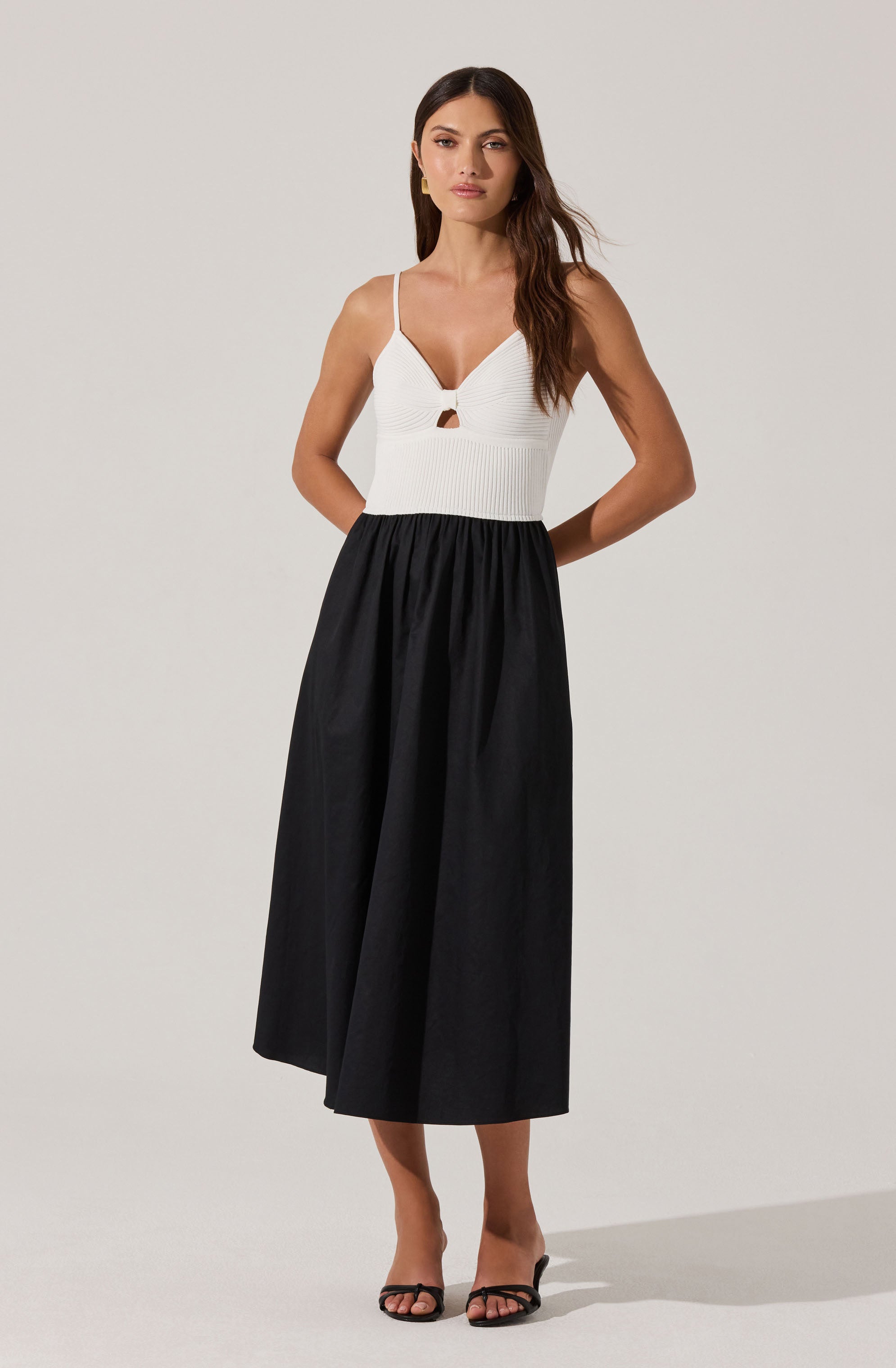 Contrast Mixed Media Midi Dress