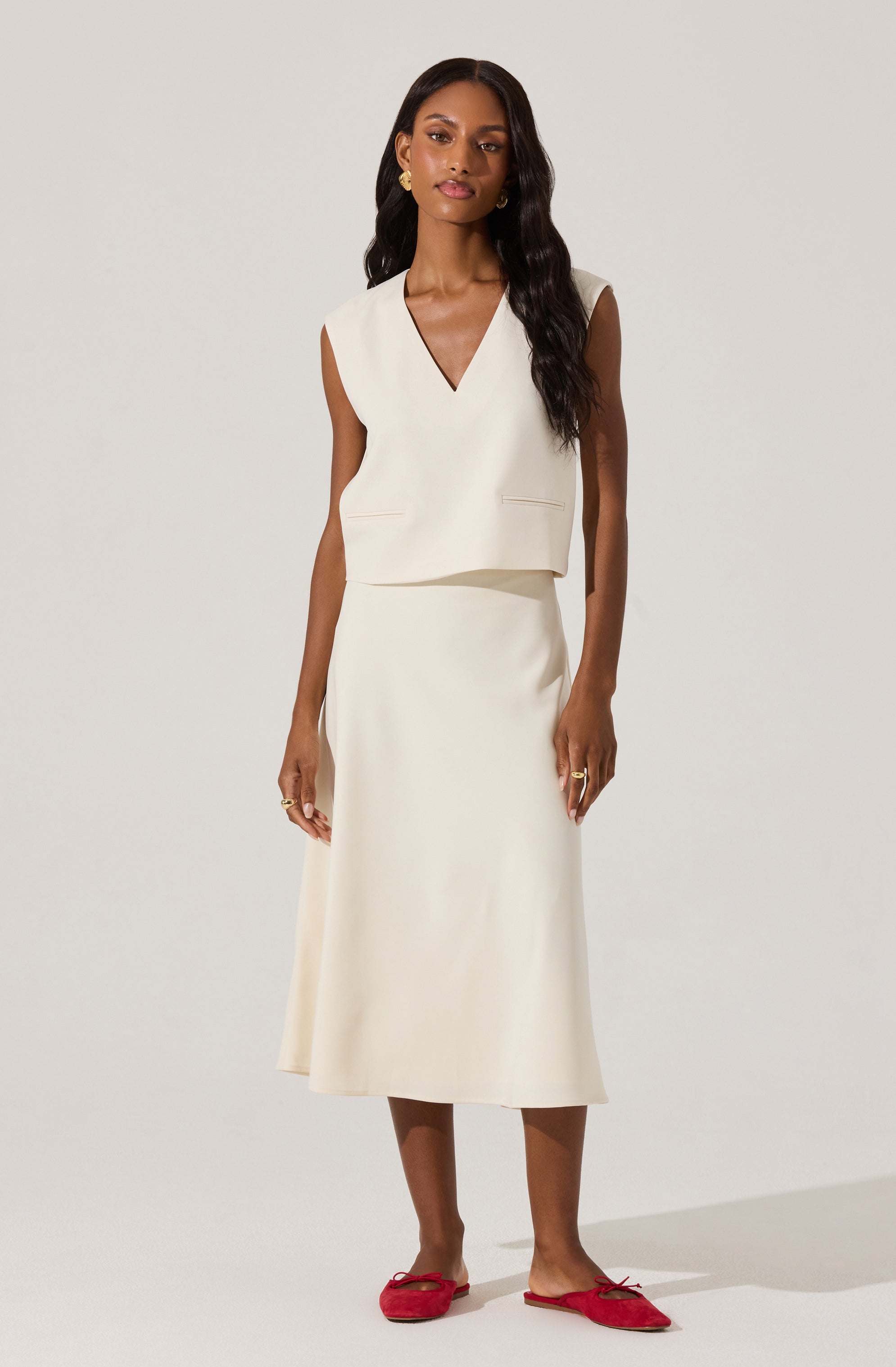 V-neck Tailored Sleeveless Top