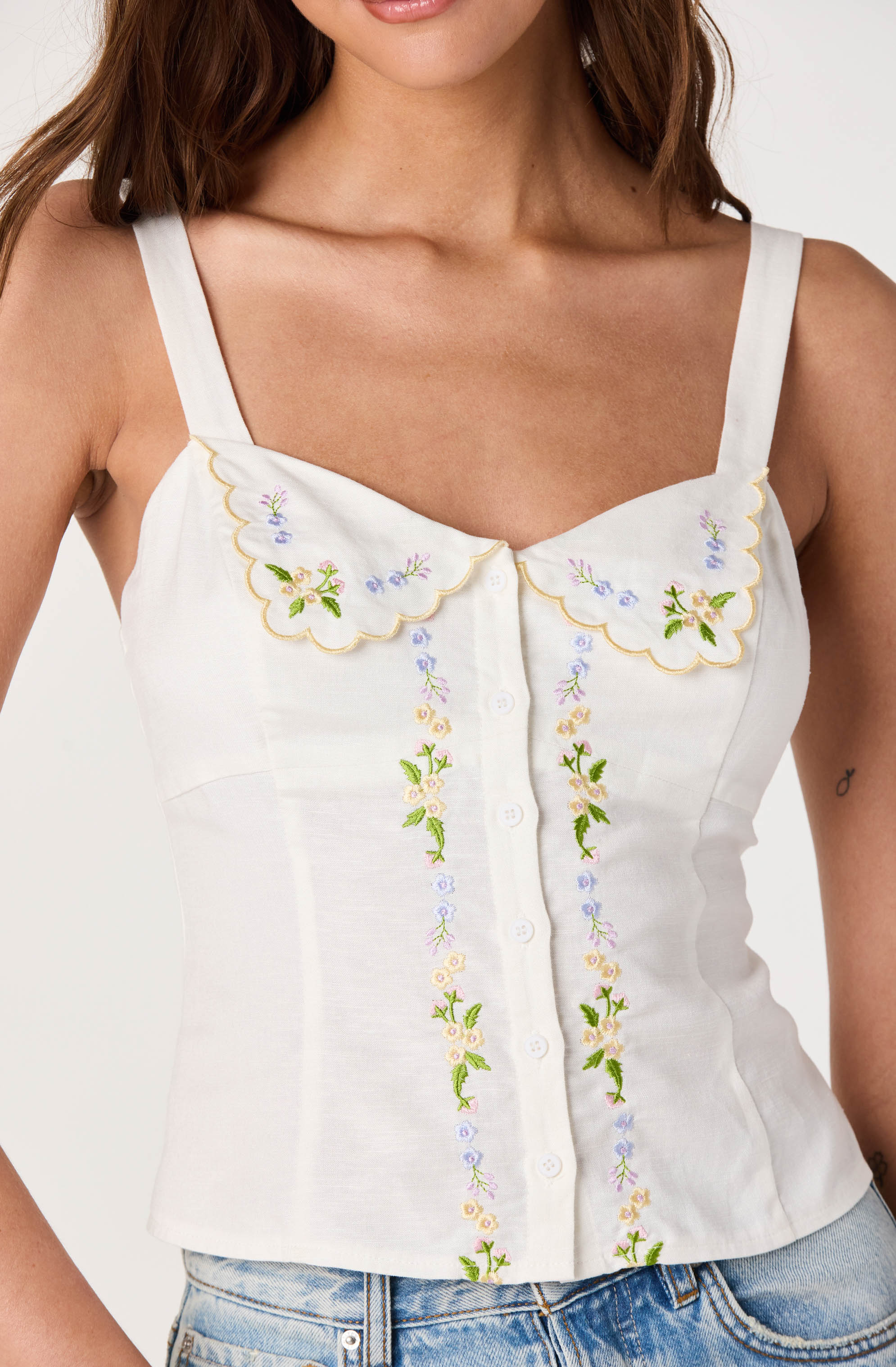 Shaya Floral Embroidered Top